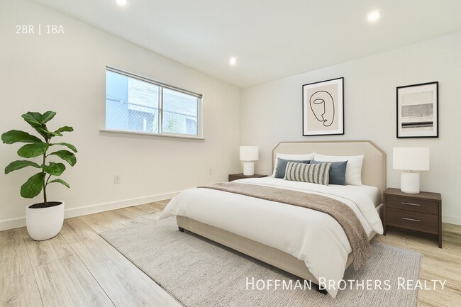 Foto del edificio - 566 N Kenmore Ave