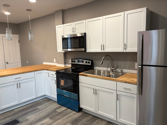 Foto del edificio - 640 Kelker St