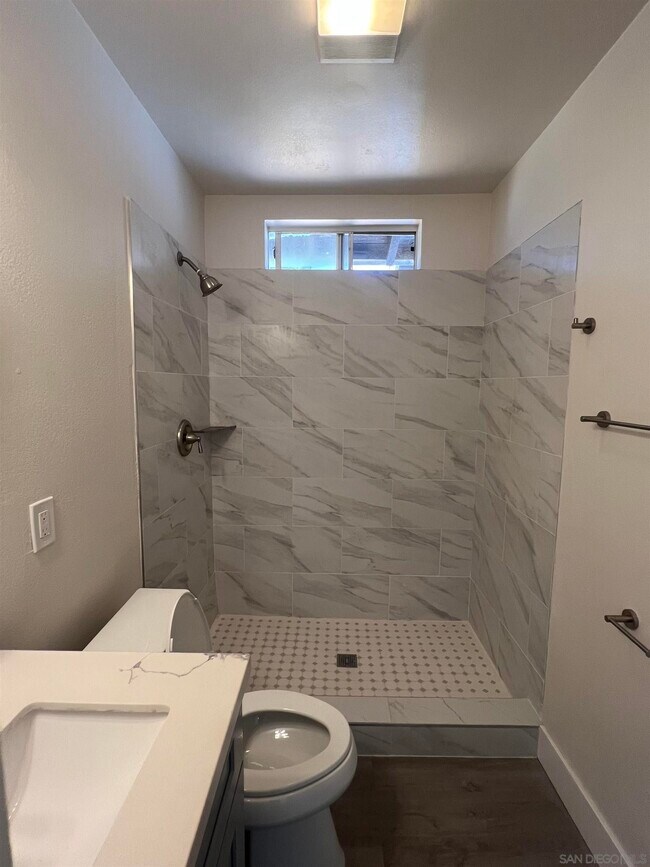 Foto del edificio - 3645 42nd St