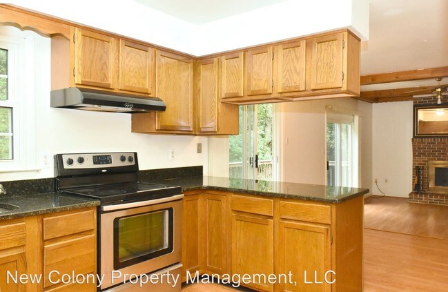 Building Photo - 3 br, 3 bath House - 8089 Woodloo Drive