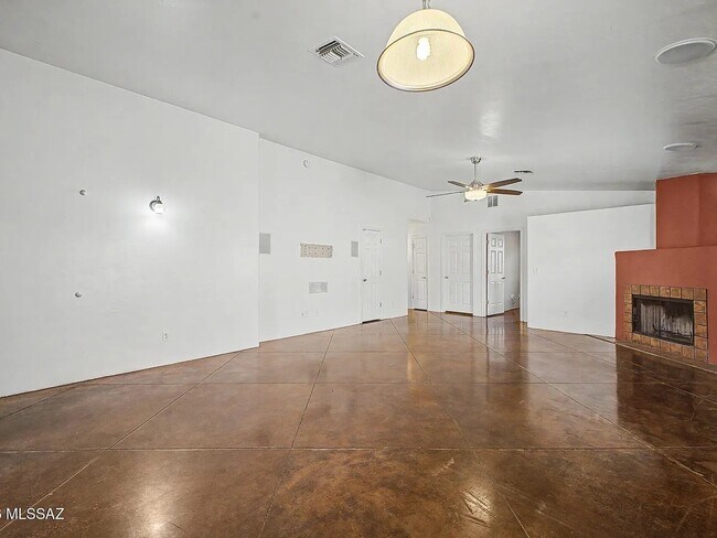 Foto del edificio - 409 E Geronimo Bluff Loop
