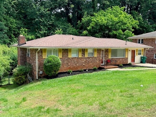 Building Photo - 2712 Sherlock Dr