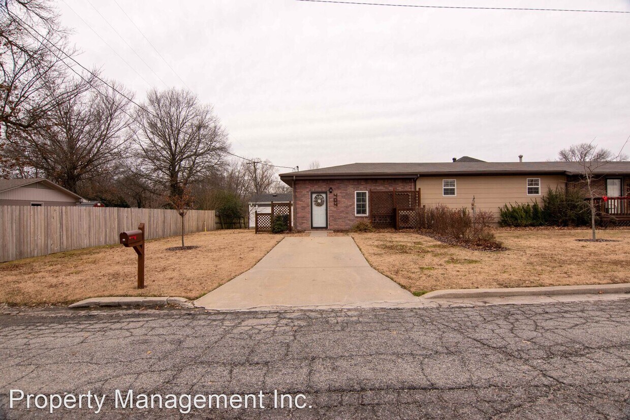 Primary Photo - 1 br, 1 bath House - 404 S Parkview