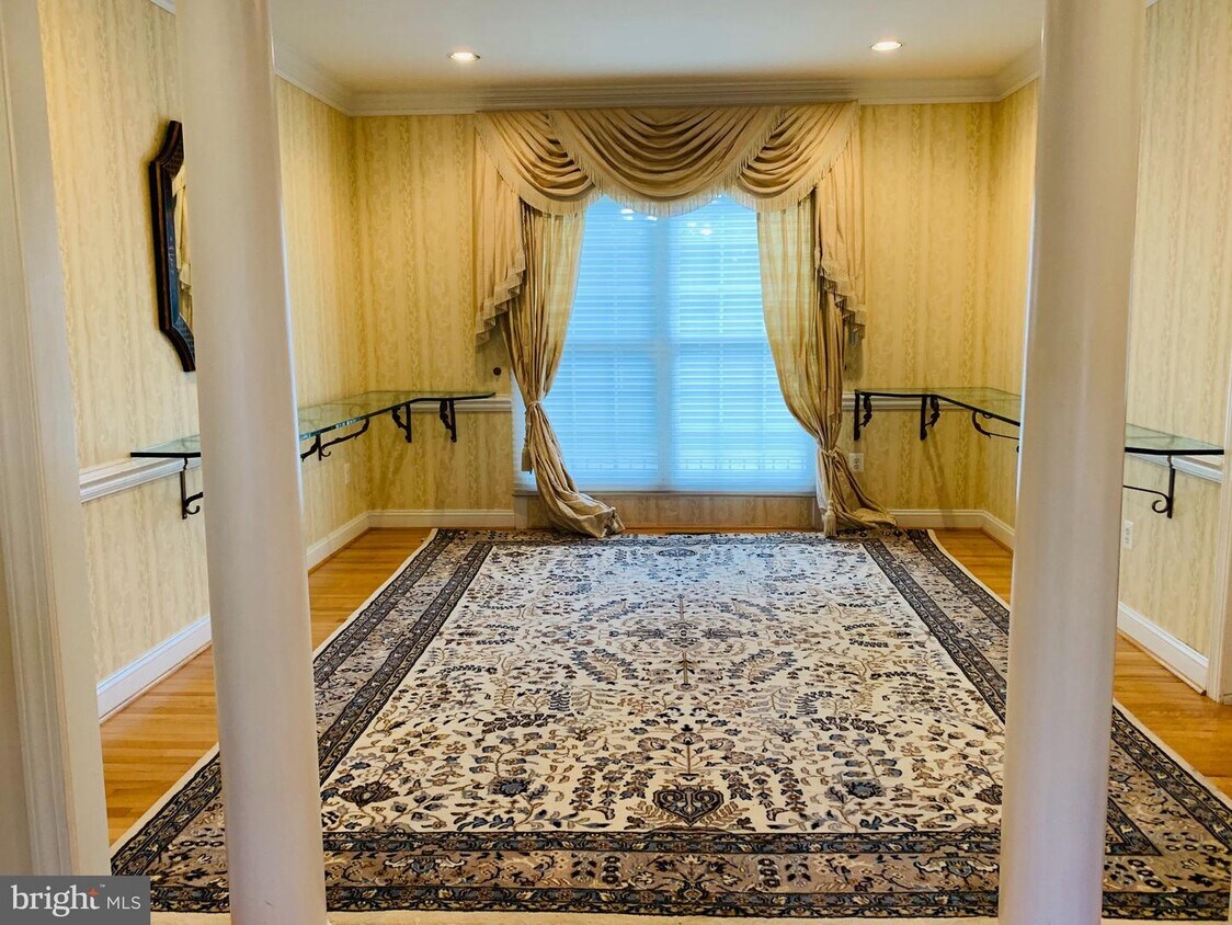 2040 Madrillon Rd, Vienna, VA 22182 House for Rent in Vienna, VA