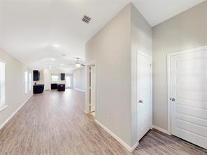 Building Photo - 3421 Buster Way