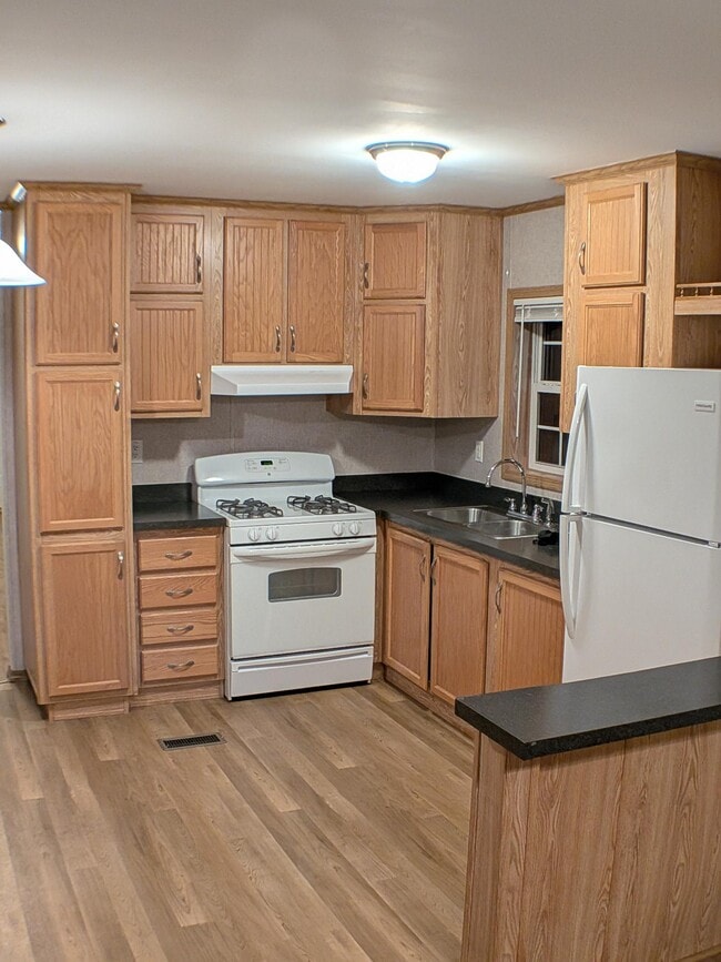 Foto del edificio - 47 Dudley Plz