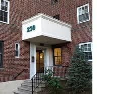 Building Photo - 230 Pelham Rd