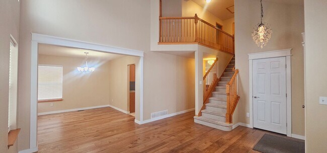 Foto del edificio - Great home in a great new area, also D20