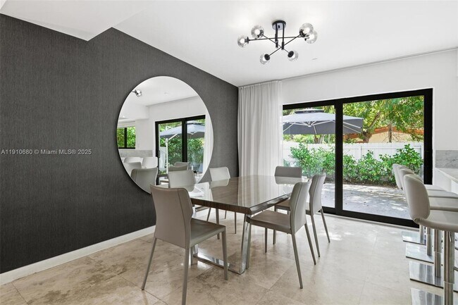 Building Photo - 2180 NE 191st Dr