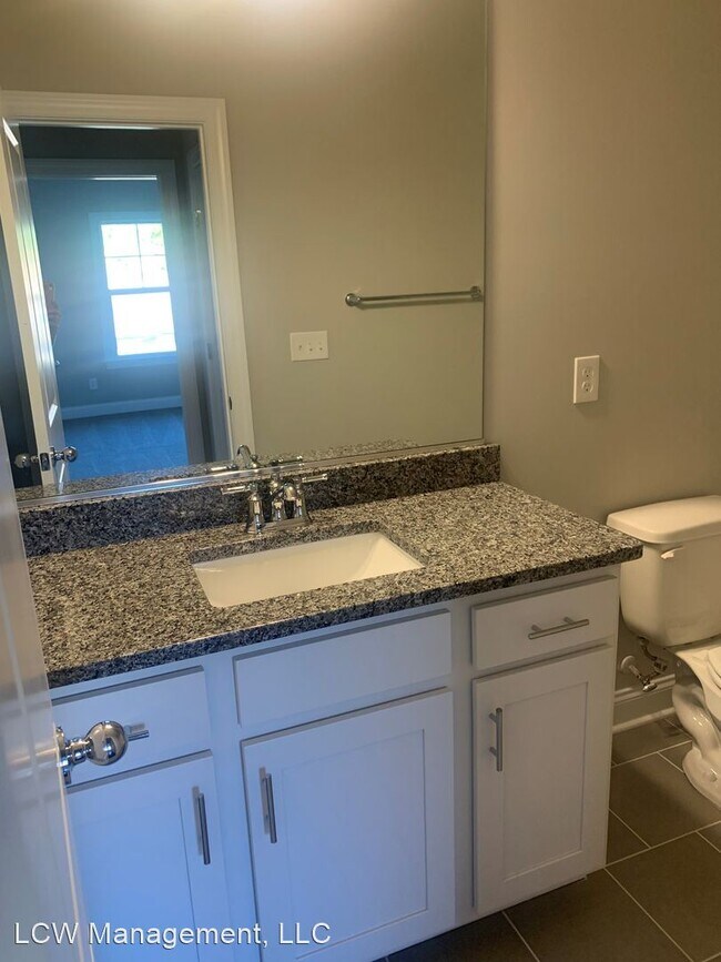 Foto del edificio - 3 br, 3 bath House - 6826 Magnolia Park Court