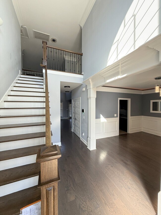 Foto del edificio - 218 Woodgrove Dr NW