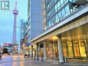 Building Photo - 705-4k Spadina Ave.