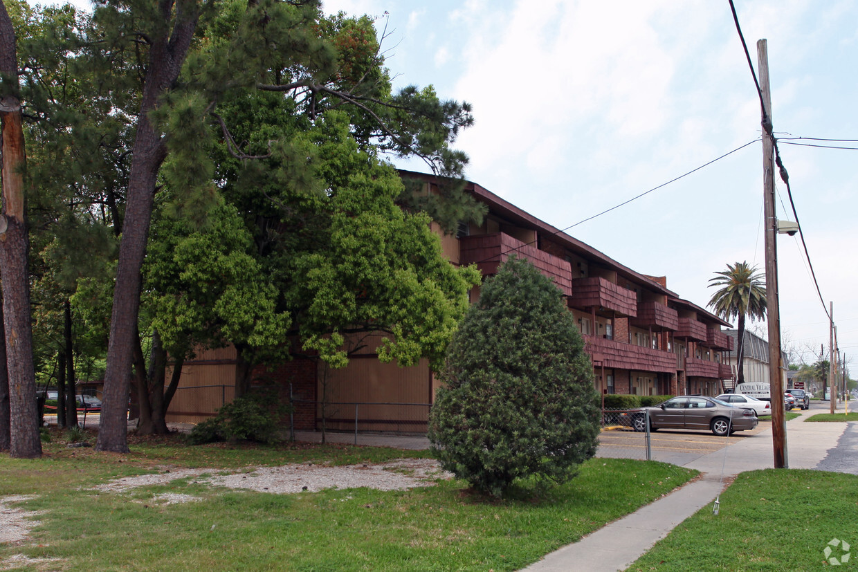 Primary Photo - Central Village Apartments