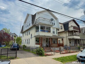 Building Photo - 15 Elmwood Ave