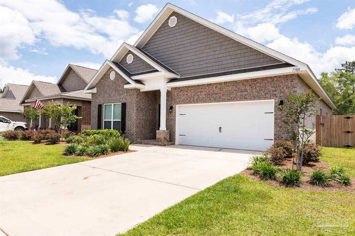 7588 Burnside Lp, Bellview, FL 32526 House Rental in Bellview, FL