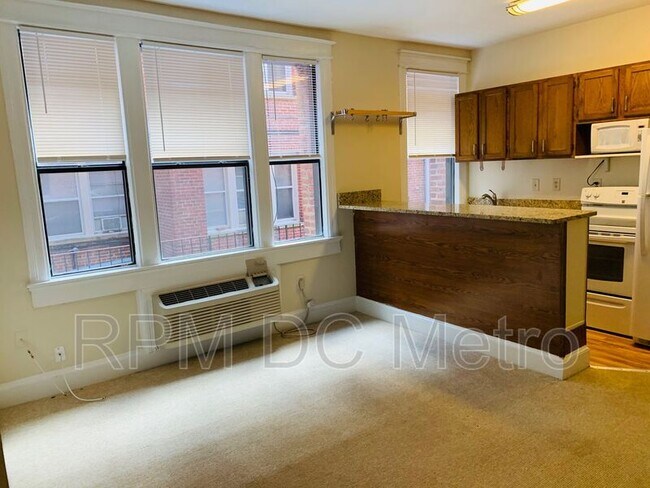Foto del edificio - 815 Maryland Ave NE