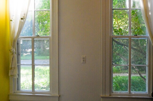 Foto del edificio - 1103 W Huron St