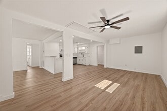 Building Photo - 2545 Jackson