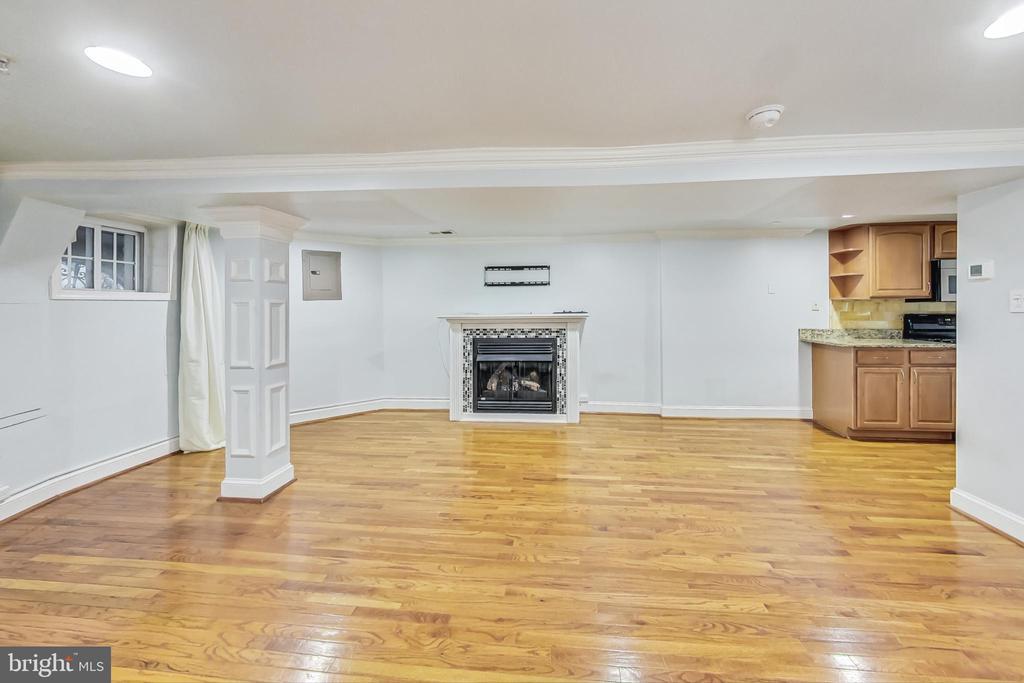Primary Photo - 2721 13th St NW