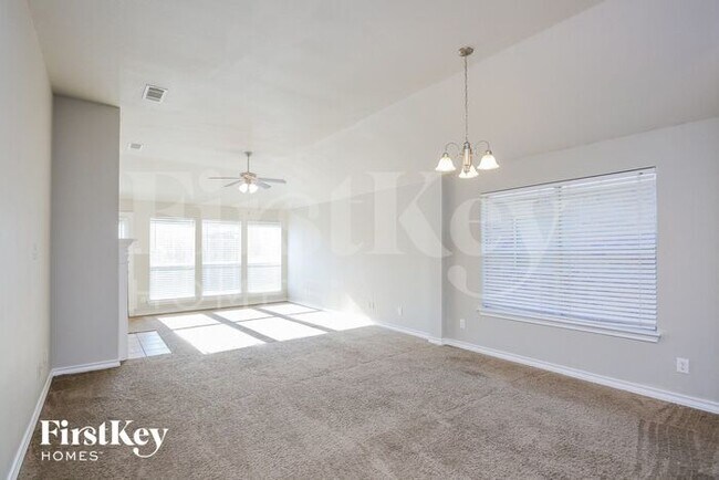 Foto del edificio - 1101 New Meadow Dr