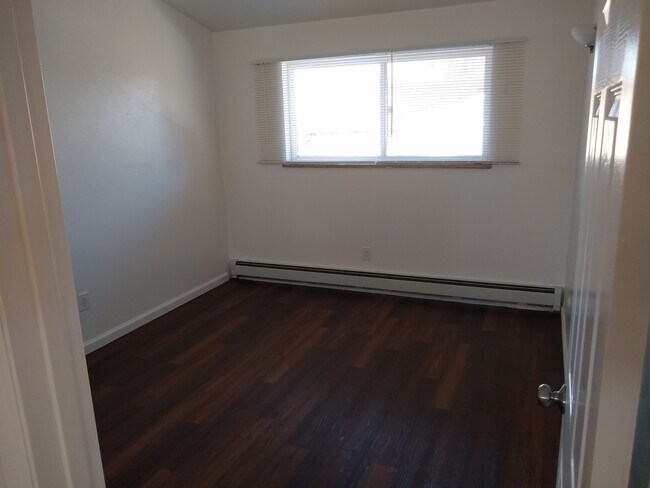 Bedroom - Silver Oak