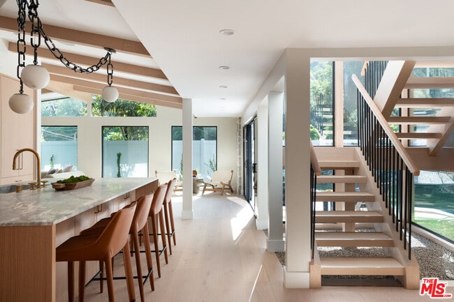 Foto del edificio - 14933 Stonesboro Pl