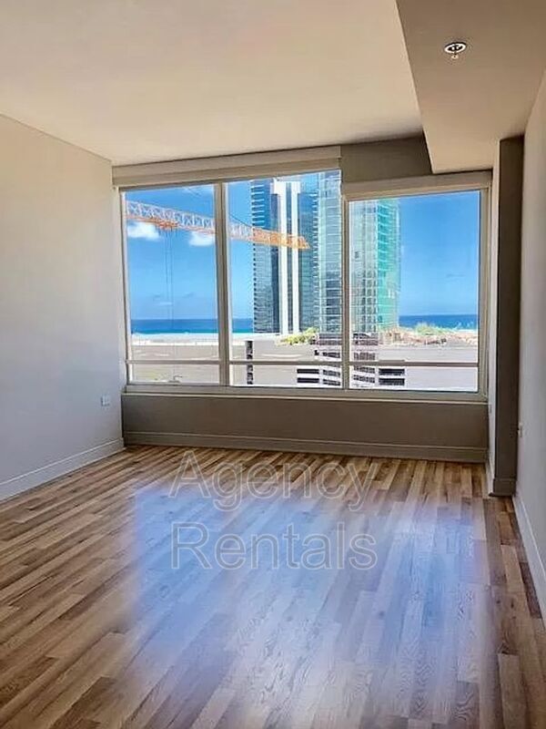 Building Photo - 1009 Kapiolani Blvd
