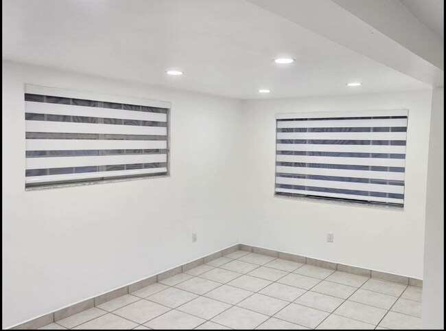 Foto del edificio - 6550 SW 53rd Terrace