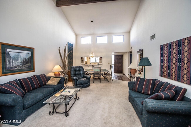 Foto del edificio - 7631 E Sandalwood Dr