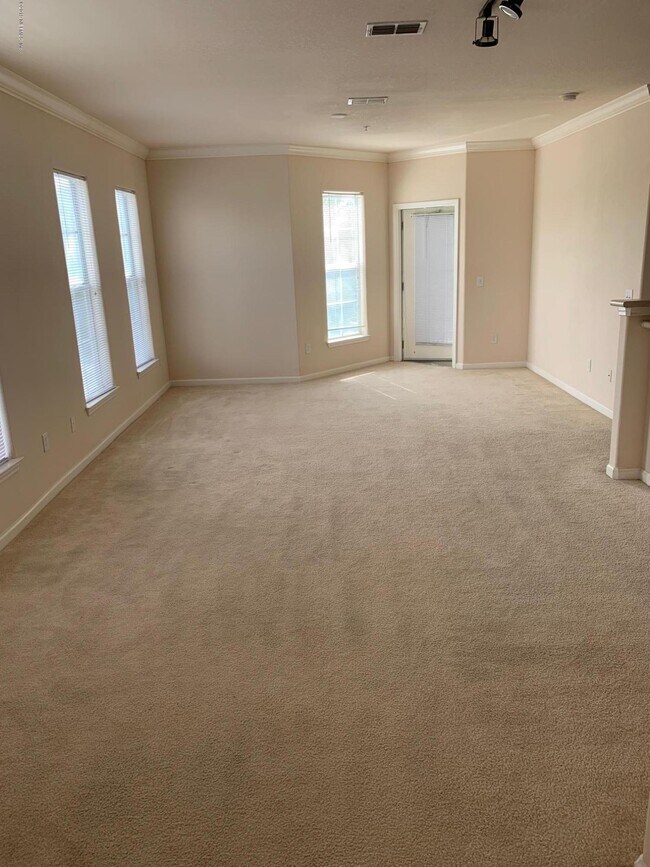 Foto del edificio - 5617 Bowden Rd