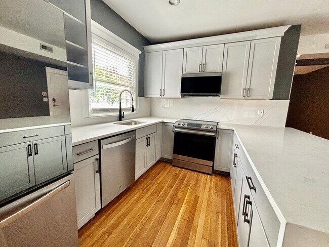 Foto del edificio - 3415 Locust St