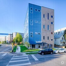 Building Photo - 2630 Essex St SE