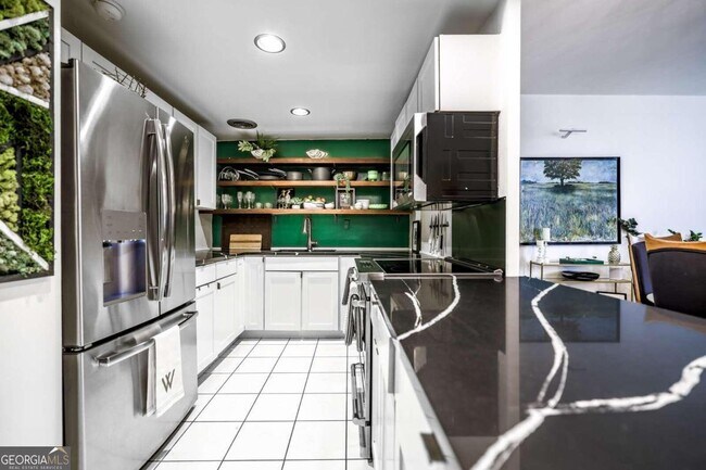 Foto del edificio - 130 26th St NW