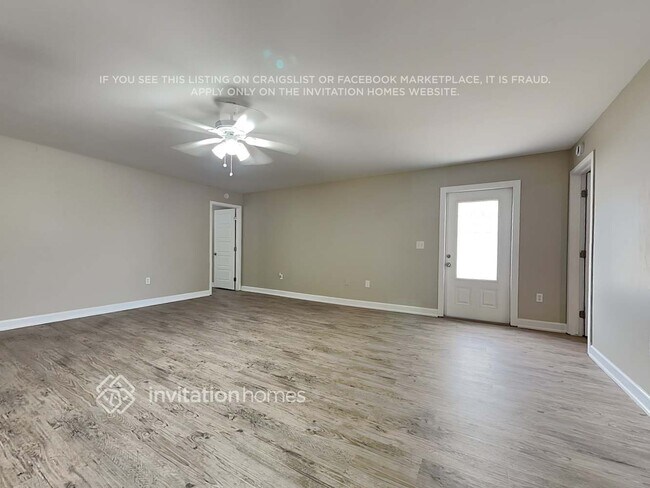 Foto del edificio - 15924 Eagle River Way