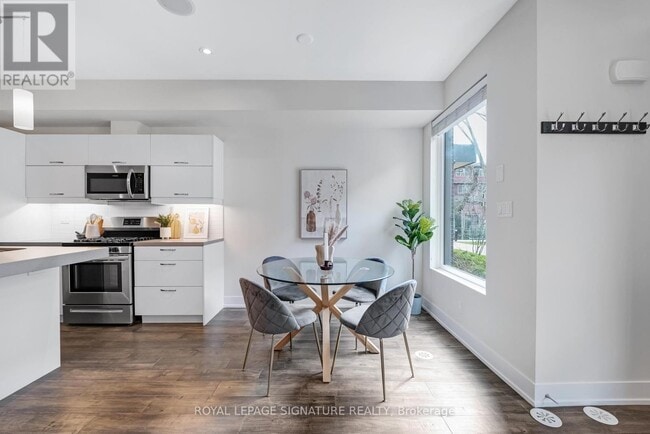 Building Photo - 46 Curzon St