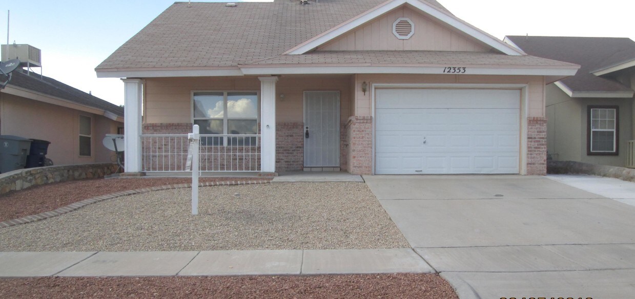 Primary Photo - 12353 Golden Sun Dr