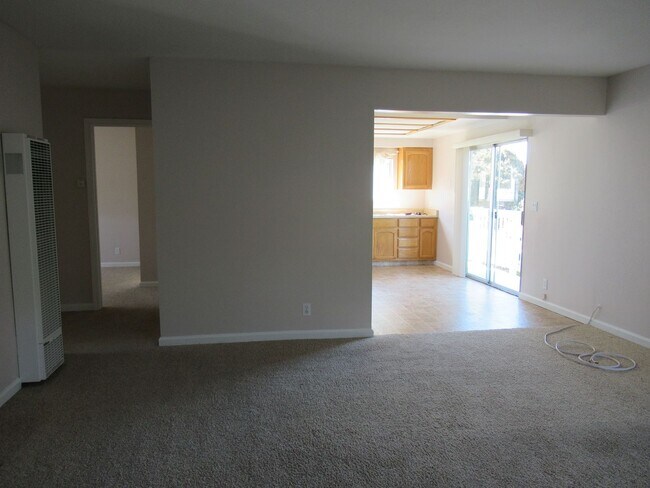 Foto del edificio - LEASE PENDING - Morro Bay Apartment 2 Bedr...