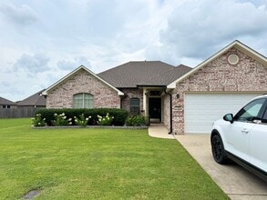 Building Photo - 2149 Sweet Bay Cir