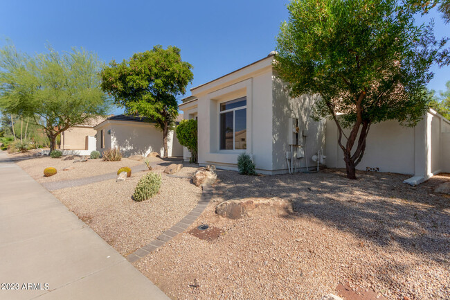 Building Photo - 12063 E Bella Vista Cir