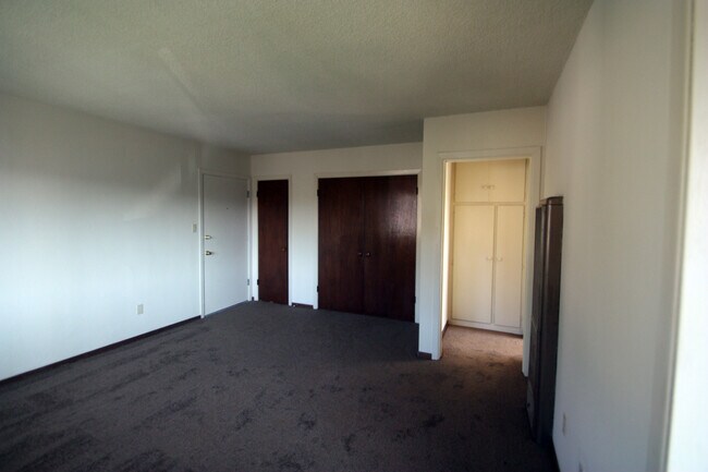 Foto del edificio - 2155 Garnet Ave