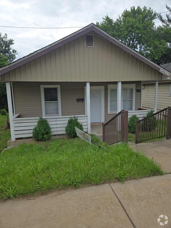 Building Photo - 5612 Jennings Station Rd