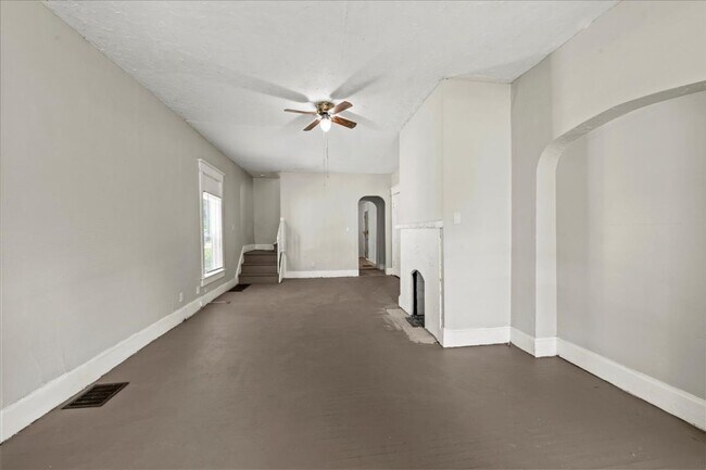 Foto del edificio - 401-401.5-4015 N Colorado Ave