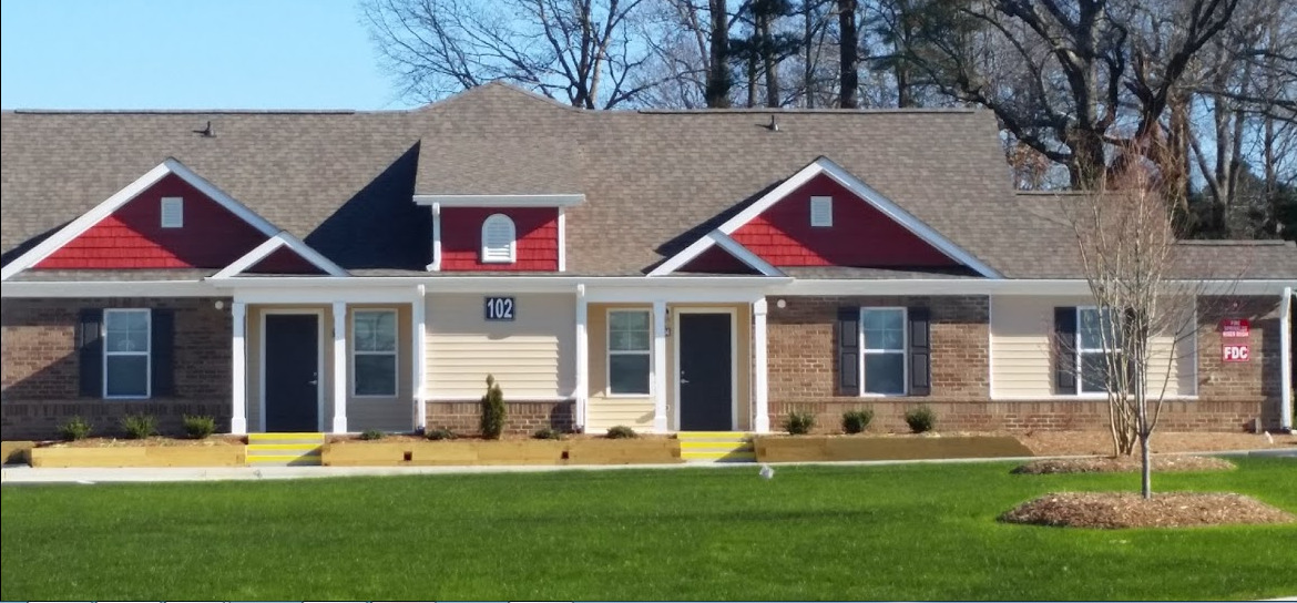 Foto del edificio - Cottages at Twin Oaks