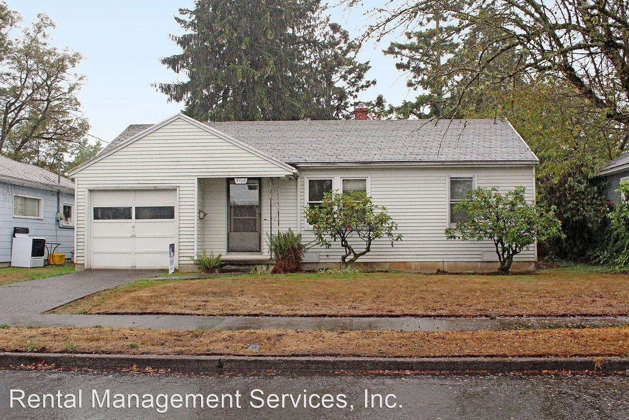 Primary Photo - 2 br, 1 bath House - 9106 SE Hawthorne