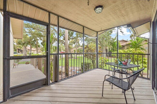 Photo - ** Newly Renovated - 2/2 Villa W/Garage - ... House