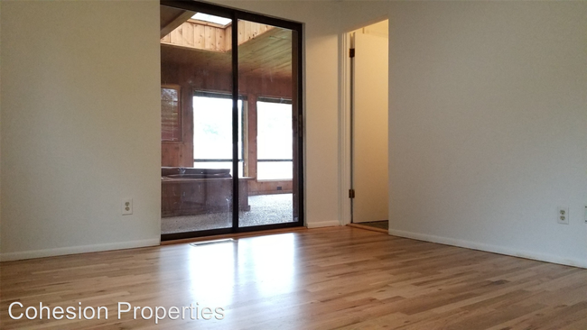 Foto del edificio - 3 br, 2 bath House - 6417 Tahoe Dr.