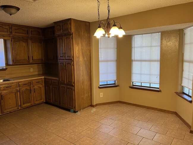 Building Photo - 2937 McGaha Ave
