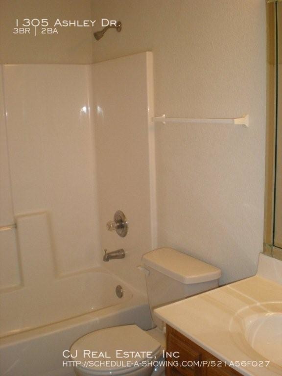 Foto del edificio - 1305 NW Ashley Dr