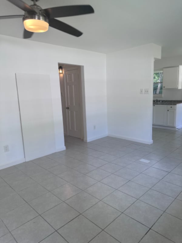 Photo - 7822 Oak Knoll Ln Apartment