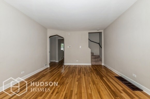 Building Photo - NOW AVAILABLE! - 8744 S Mozart Ave, Evergr...